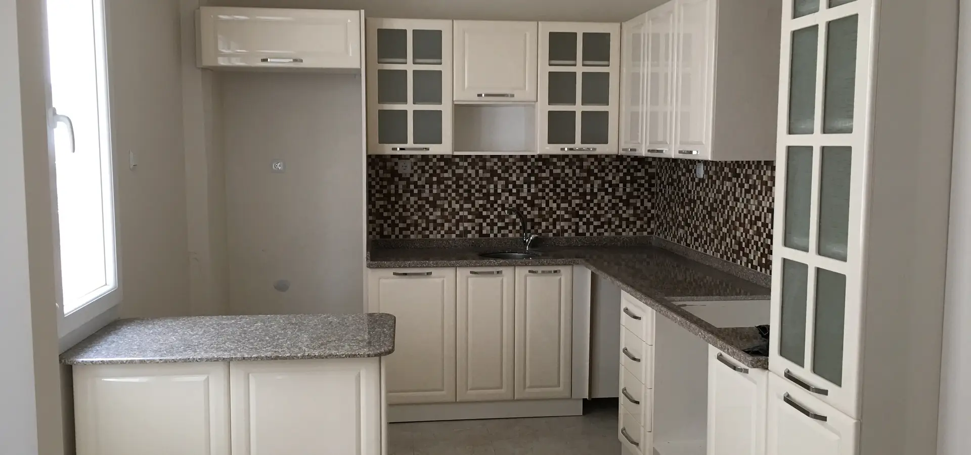 Seferihisar Tadilatcı